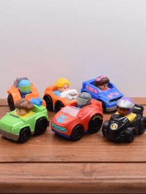 Fisher Price Little People Wheelies Race Cars Planes Vehicles Lot of 06